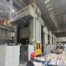 闭式四点多连杆1800吨一台，